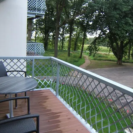 Apartment Jagdschloss Zu Hohen Niendorf *